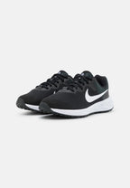 Nike Revolution 6 NN