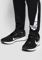Nike Revolution 6 NN