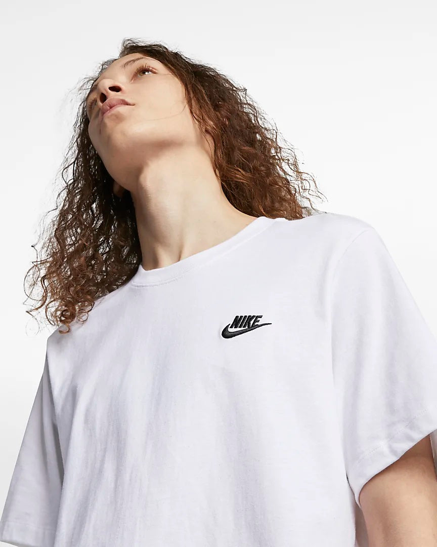 T-shirt Nike Sportswear Club Bianca