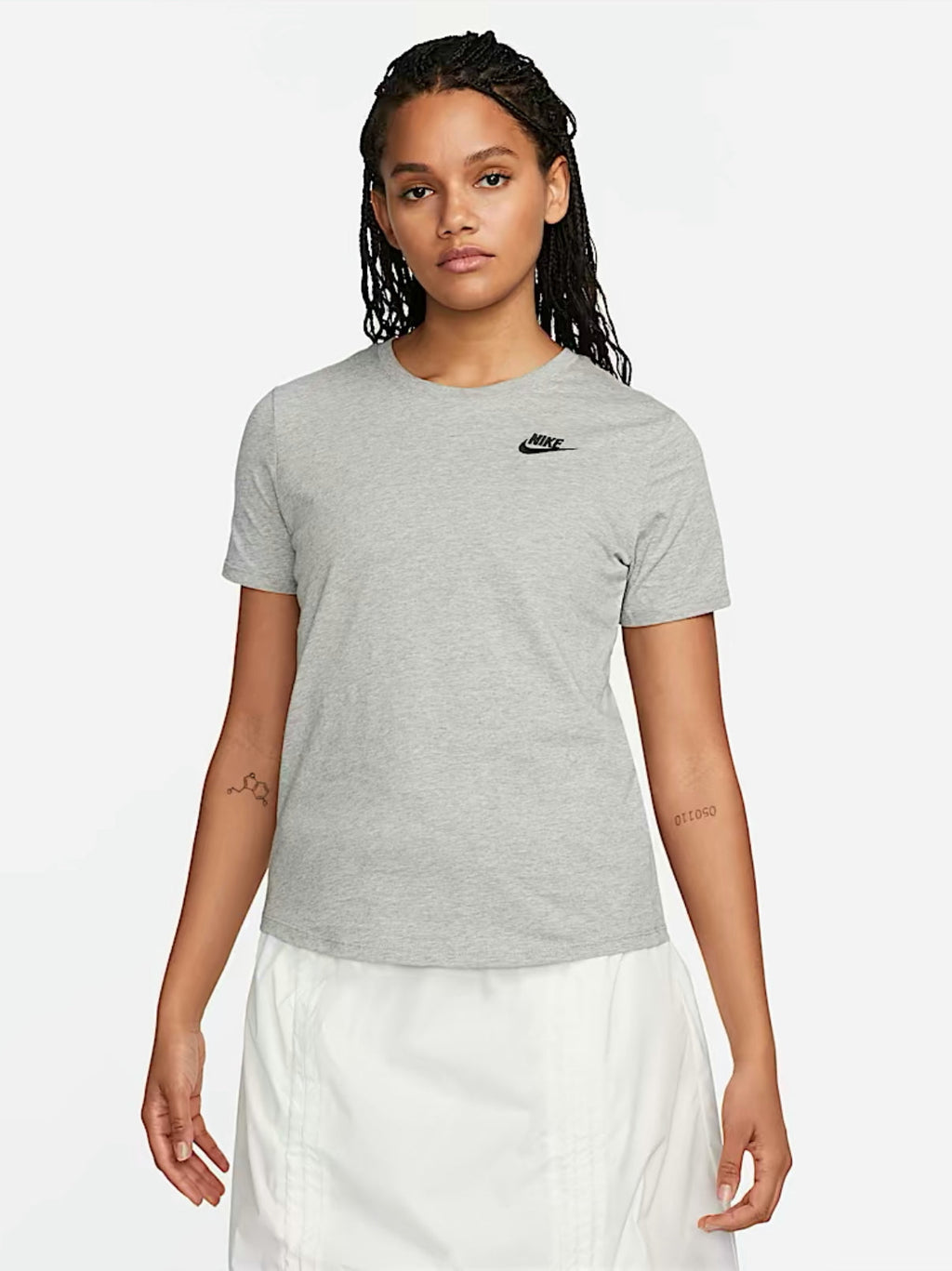 Nike Sportswear Club Essentials Grigia
