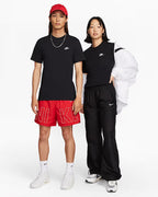 T-shirt Nike Sportswear Club Nera