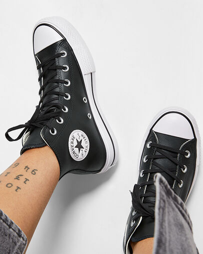 Chuck Taylor All Star Platform Leather 561675C