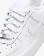 Nike Air Force 1 LE