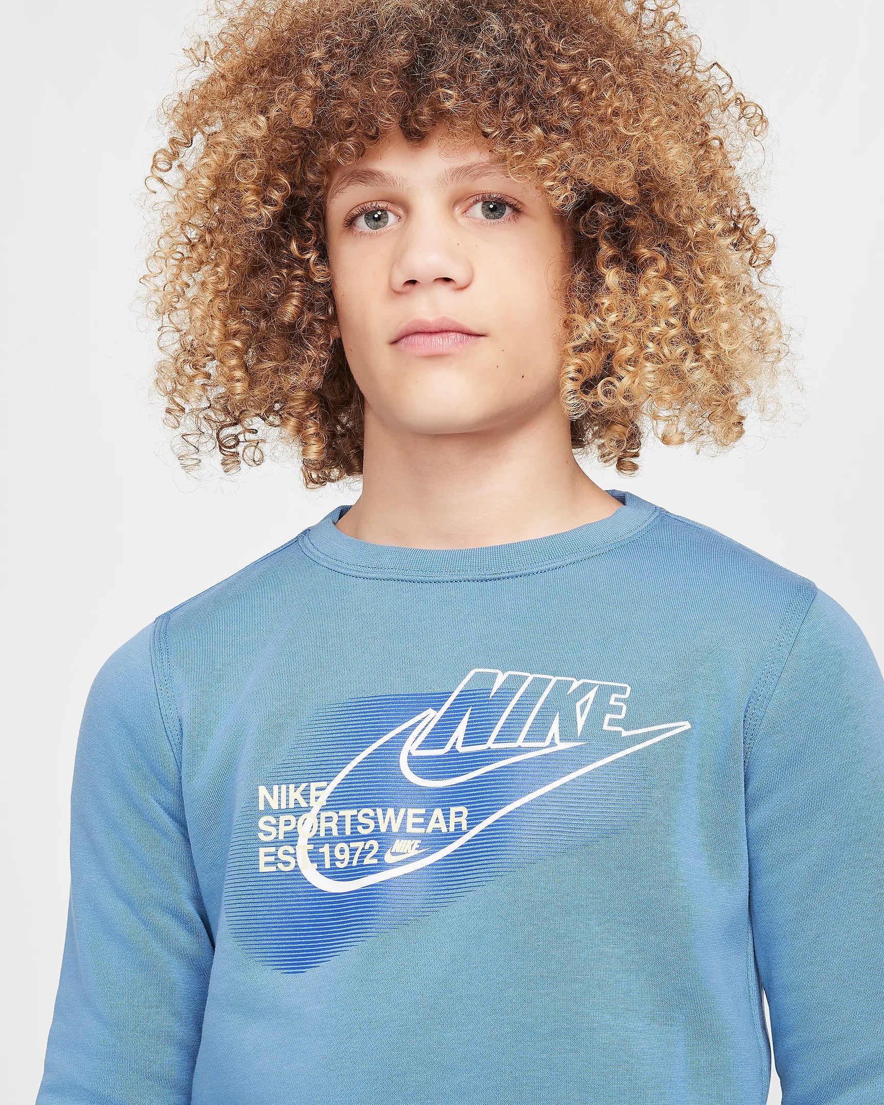 Nike Sportswear Standard Issue