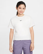Nike Sportswear Essential