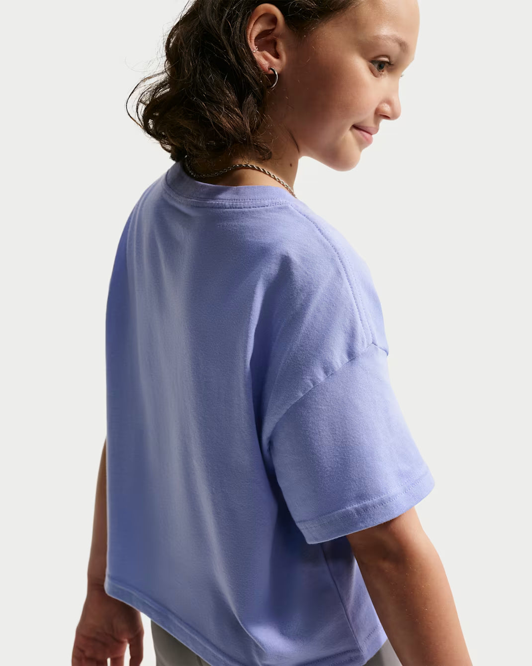 Nike Sportswear Essential T-shirt – Ragazza
