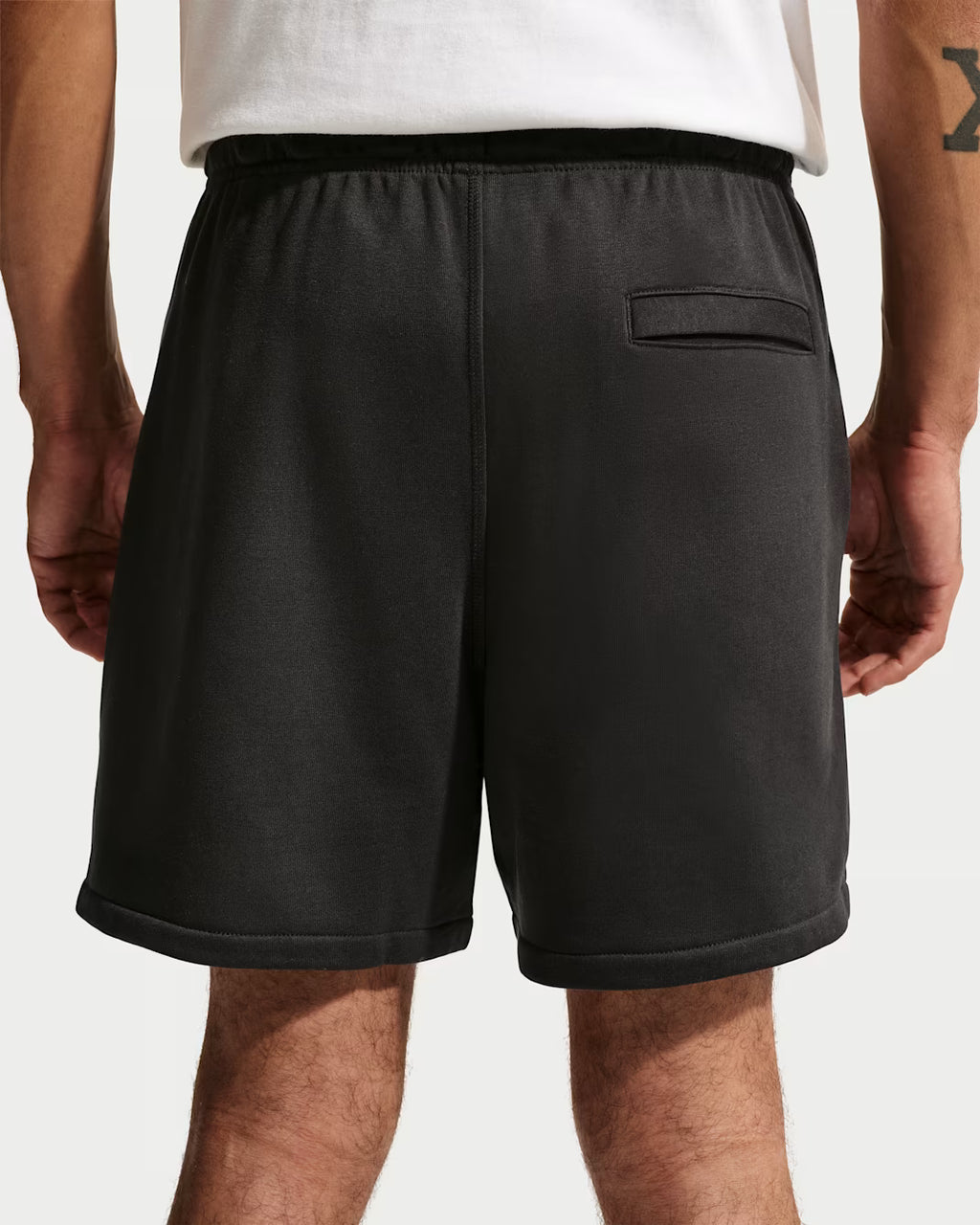 Nike Club Shorts Flow in French Terry Black