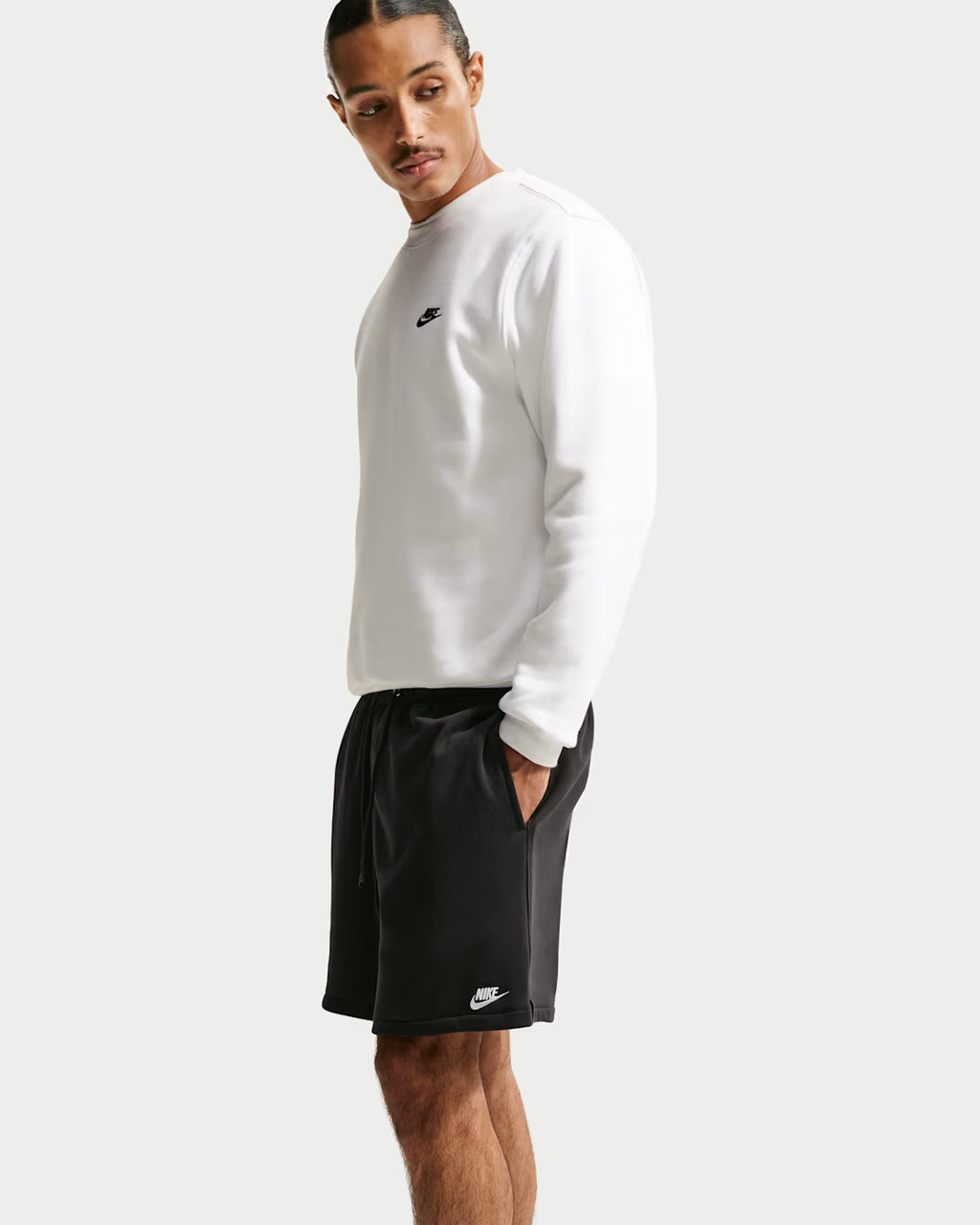 Nike Club Shorts Flow in French Terry Black