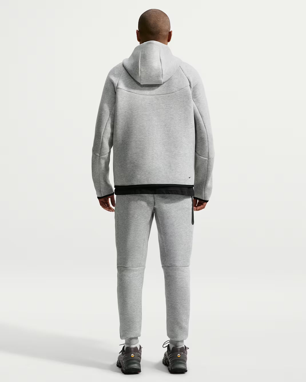 Nike Tech Pantaloni jogger in fleece