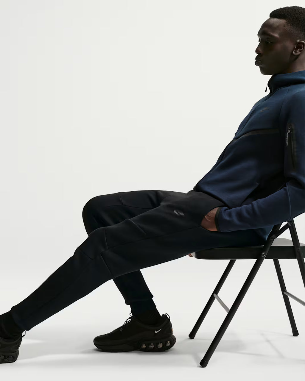 Nike Tech Pantaloni jogger in fleece