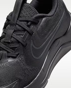 Nike Cosmic Runner