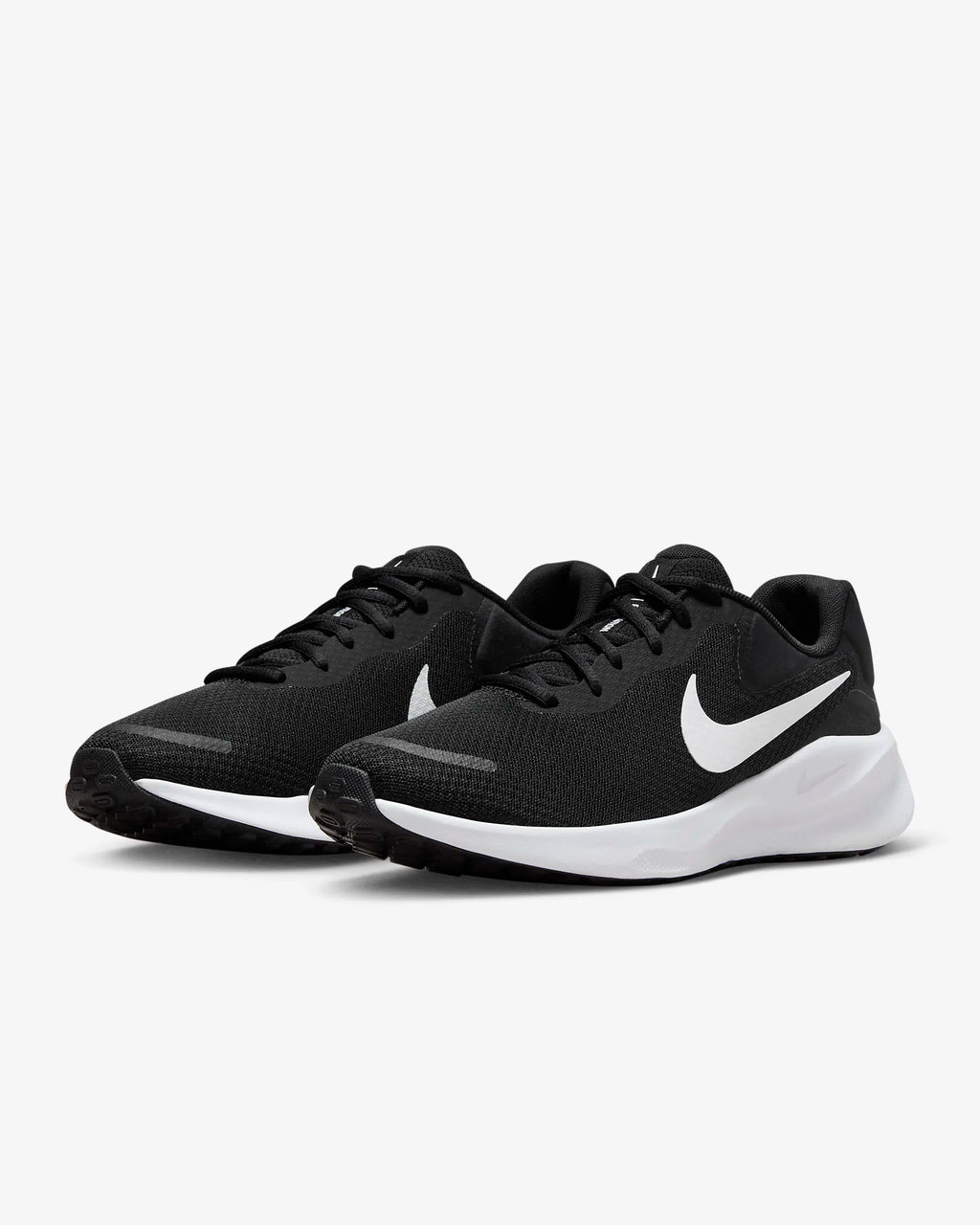 Nike Revolution 7