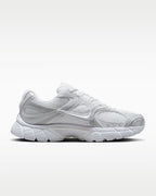 Nike V5 RNR Scarpa con dettagli rifrangenti