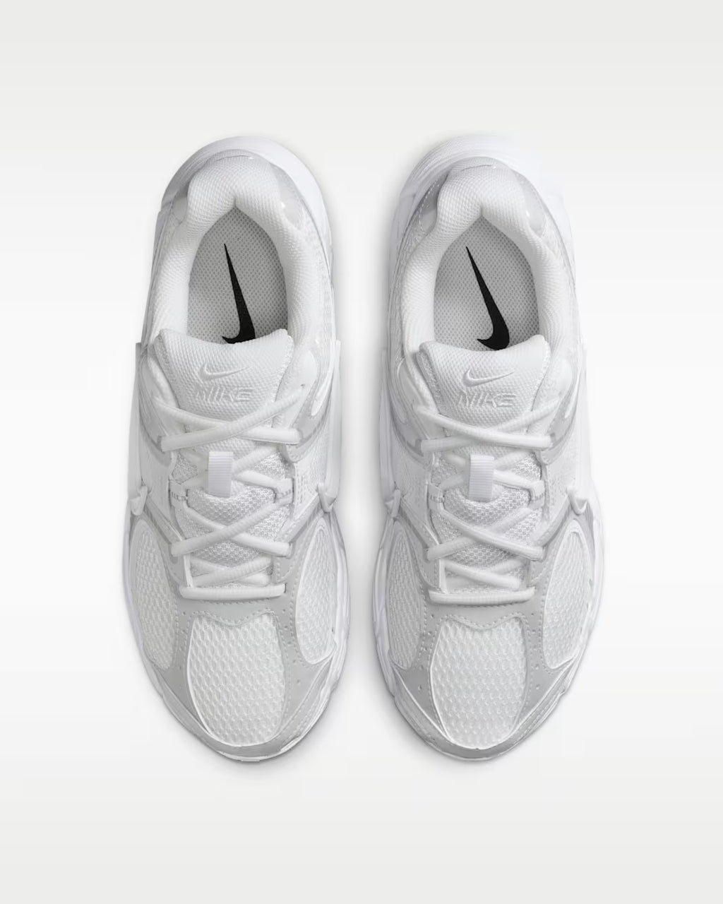 Nike V5 RNR Scarpa con dettagli rifrangenti