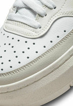 Nike Court Vision Alta.