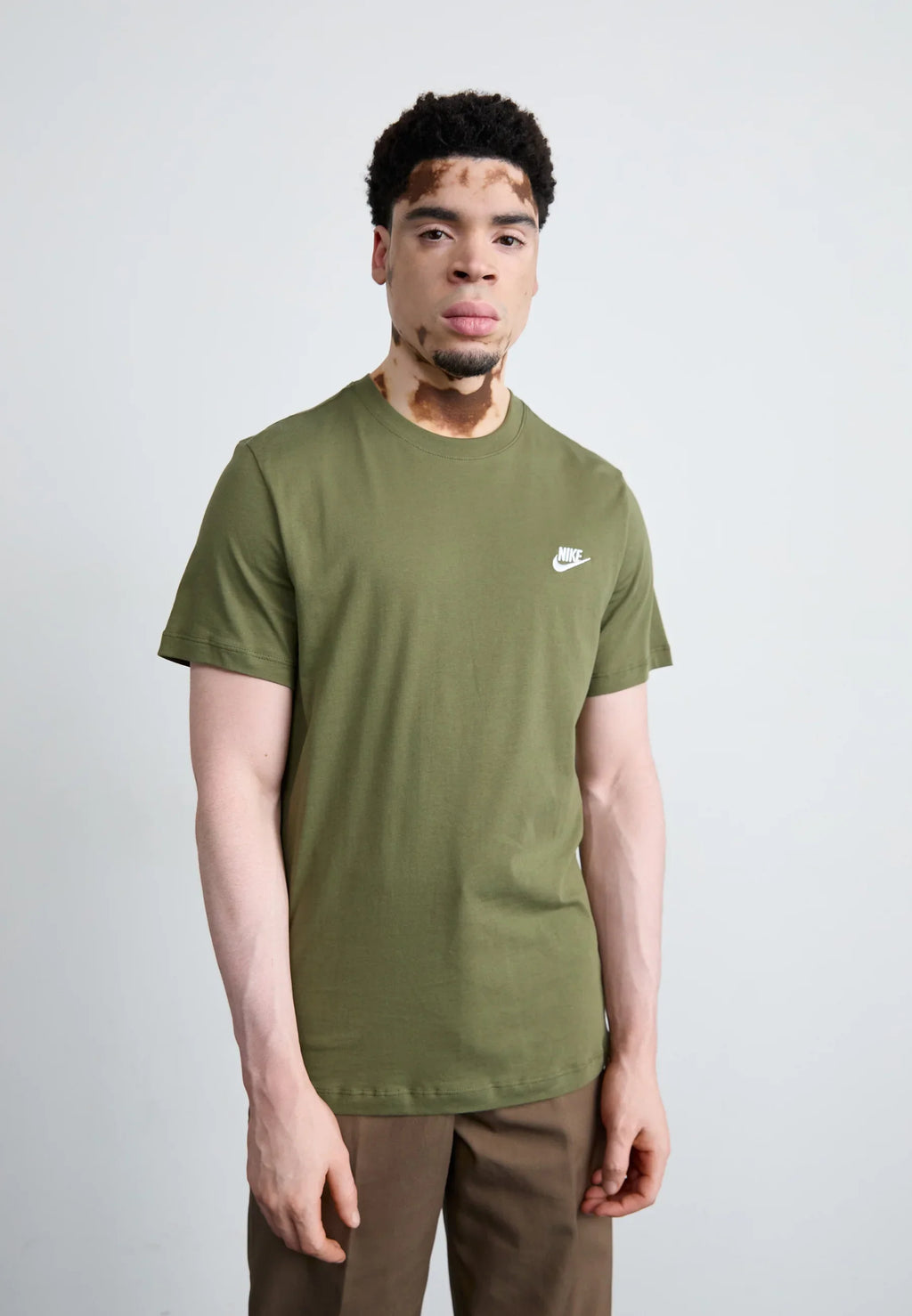T-shirt Nike Sportswear Club Olive