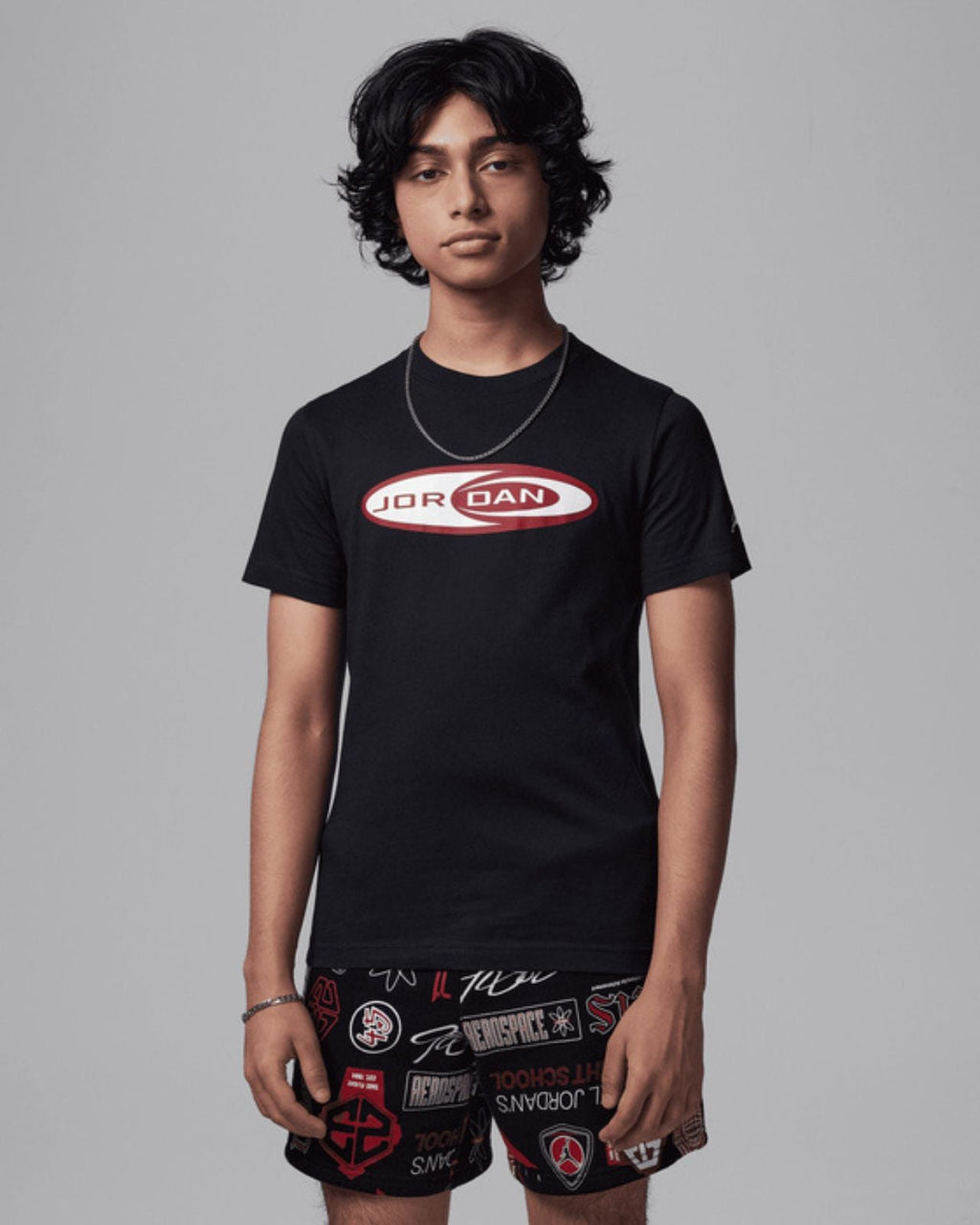 Jordan Essentials con Logo gommato