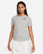 Nike Sportswear Club Essentials Grigia