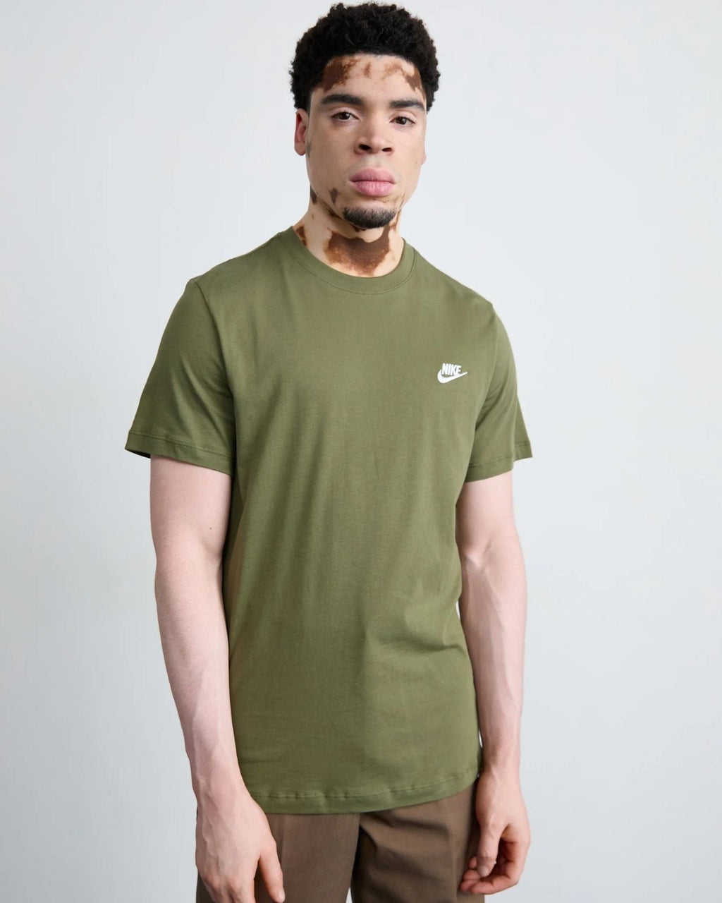 T-shirt Nike Sportswear Club Olive