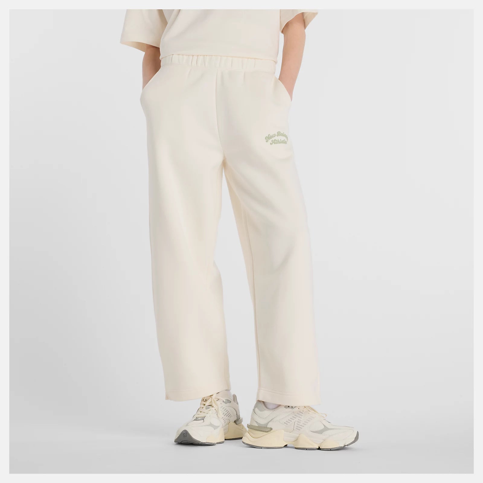 New Balance Pantaloni da donna a gamba cilindrica